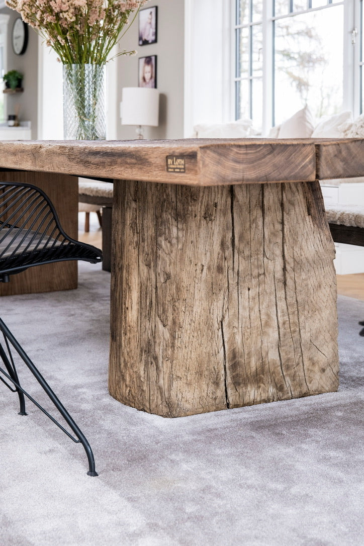 Plankebord patineret egetræ – by Løth